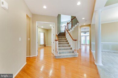 9063 Galvin Ln, Lorton, VA 22079 - photo 4