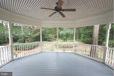 12860 Parapet Way, Herndon, VA 20171 - photo 4