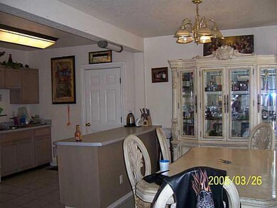 533 East Rd, El Paso, TX 79915 - photo 3