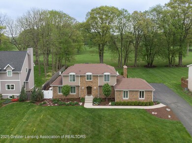 6108 Skyline Dr, East Lansing, MI 48823 - photo 5