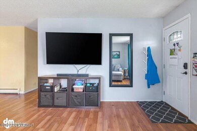 03-Living Room_ETL7392