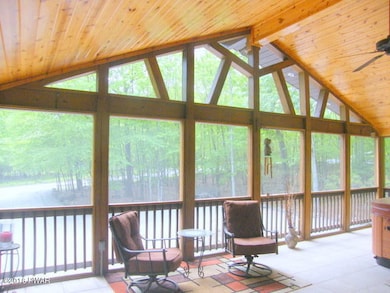 126 Aspen Dr, Milford, PA 18337 - photo 4