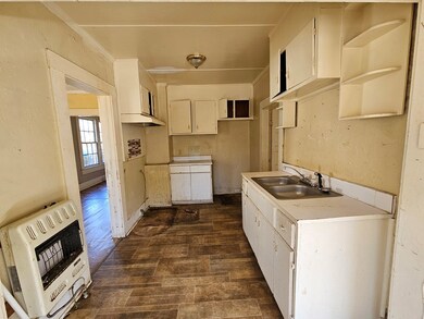 513 E Lee St, Dawson, GA 39842 - photo 7