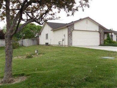 1211 S Florida Place, Nampa, ID 83686 - photo 4