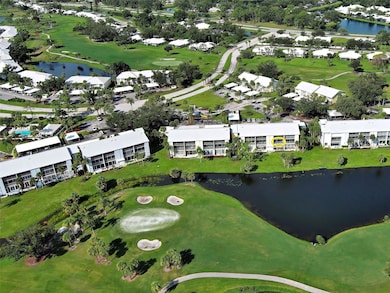 406 Cerromar Cir N unit 222, Venice, FL 34293 - photo 3