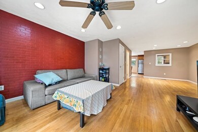 35 Merrymount Rd unit 11, Quincy, MA 02169 - photo 5