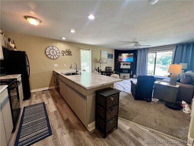 5112 Osage Beach Pkwy unit 321, Osage Beach, MO 65065 - photo 4