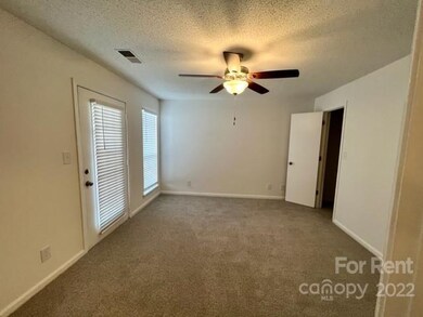 20 Hamiltons Harbor Dr unit 838, Clover, SC 29710 - photo 6