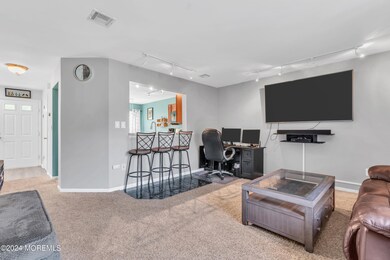 11 Mainbraid Ct, Tinton Falls, NJ 07753 - photo 7