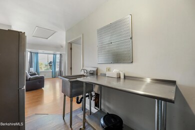 175 In-Law Kitchen