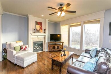 9171 Belmont Dr, Lenexa, KS 66227 - photo 4