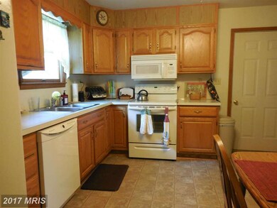 1561 Mark Dr, Chambersburg, PA 17201 - photo 7