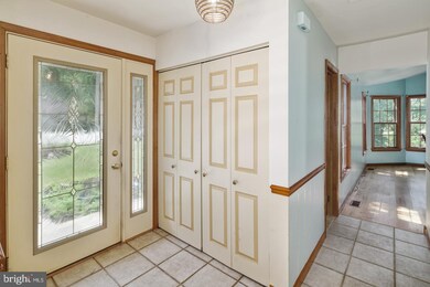 902 Fairway Dr, Malvern, PA 19355 - photo 2