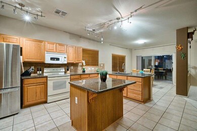 9545 E Lompoc Ave, Mesa, AZ 85209 - photo 5