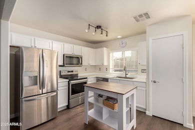 17791 W Calavar Rd, Surprise, AZ 85388 - photo 6