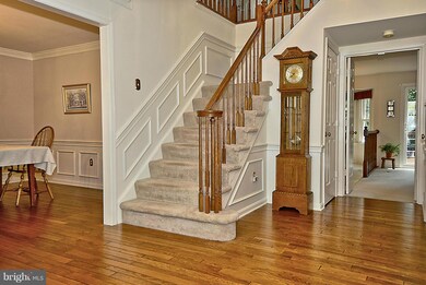 9033 Scott St, Springfield, VA 22153 - photo 3