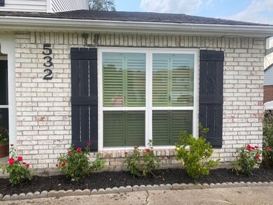 532 E Castle Harbour Dr, Friendswood, TX 77546 - photo 3