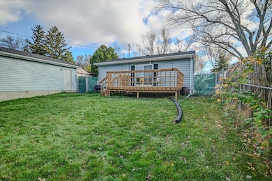 122 Lynnhaven Rd, Madison, WI 53714 - photo 5