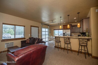 3-web-or-mls-33972-n-corbin-st
