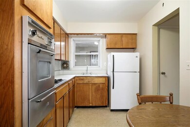 5 Norcroft Rd, Jersey City, NJ 07305 - photo 3