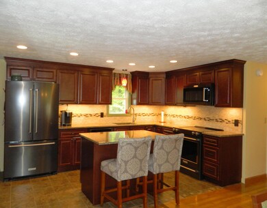 3 - Kitchen - 26 Rankin