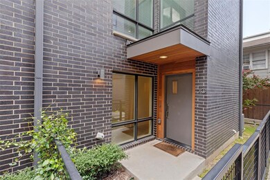 Corner unit