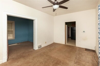 2514 Des Moines St, Des Moines, IA 50317 - photo 7