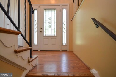 13104 Clarion Ct, Fort Washington, MD 20744 - photo 4