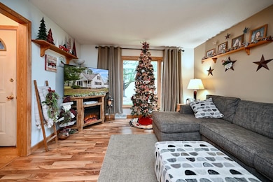 812 6th St W, Wabasha, MN 55981 - photo 3