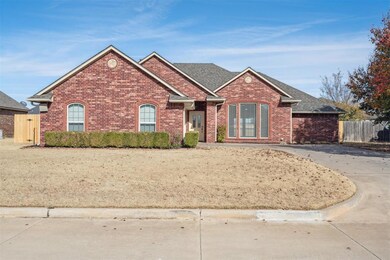 2129 W Mallard Dr, Duncan, OK 73533 - photo 4