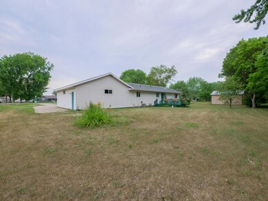 1215 E Lake Geneva Rd NE unit NE, Alexandria, MN 56308 - photo 6