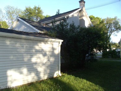 1407 Maple St, Niles, MI 49120 - photo 2