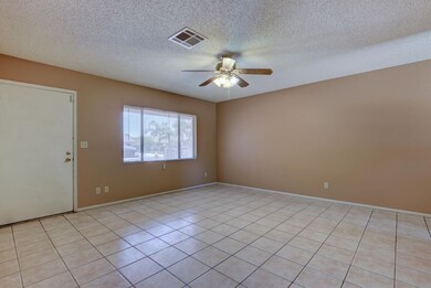 934 E 8th Ave-6