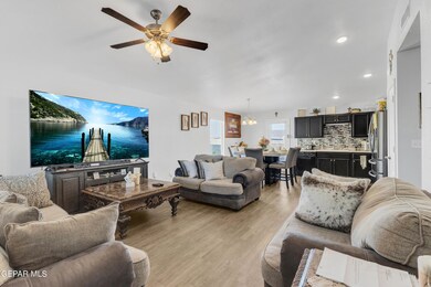 14228 Narciso Dr, Horizon City, TX 79928 - photo 5