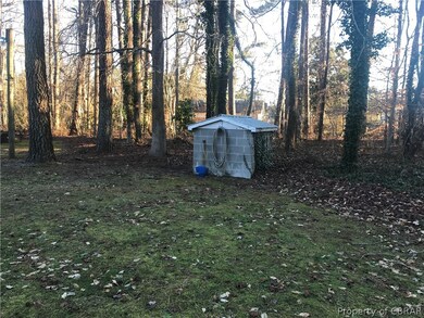 PUMP HOUSE FOR 112 ROANE POINT DR