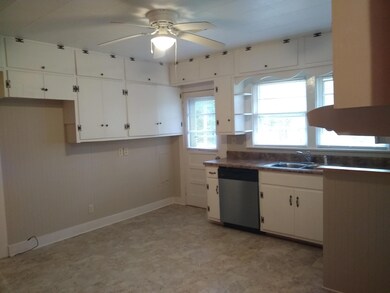 2828 Grove Level Dr, Dalton, GA 30721 - photo 6