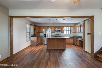 6700 William Clark Dr, Louisville, KY 40228 - photo 7