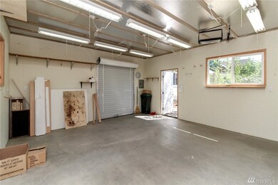 807 Grinnell Ave SW, Orting, WA 98360 - photo 5