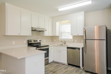 110 Impressive Ln, Clayton, NC 27520 - photo 6