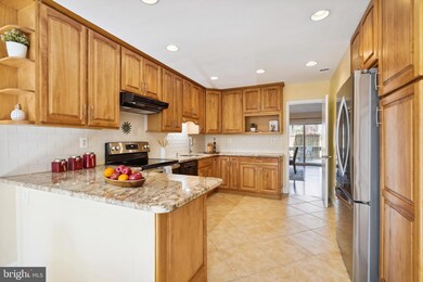 1938 Winterport Cluster, Reston, VA 20191 - photo 2