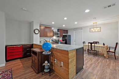 119 N Kanaio Dr unit A, Bastrop, TX 78602 - photo 7