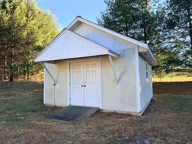 812 Laurel Fork Rd, Laurel Fork, VA 24352 - photo 2