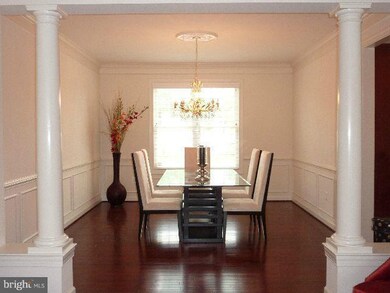 42108 Porch Light Dr, Aldie, VA 20105 - photo 2