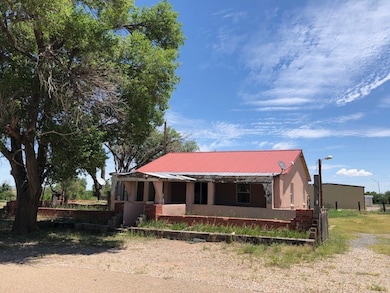 460 E Main St, Vaughn, NM 88353 - photo 2