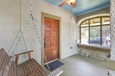 2837 Calhoun St, New Orleans, LA 70118 - photo 4