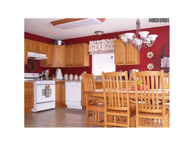 Large Kitchen Great for Entertaining