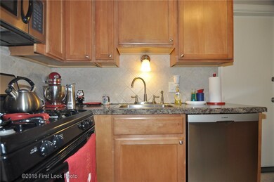 7 Wake Robin Rd unit 310, Lincoln, RI 02865 - photo 3