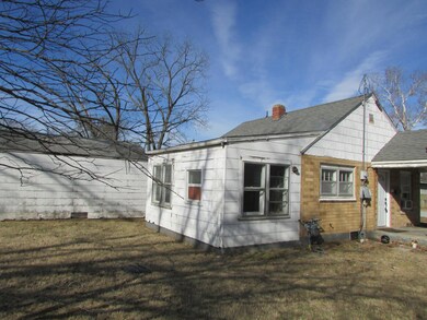 4349 side of house and garage