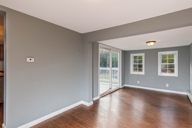 706 Brown St, Winchendon, MA 01475 - photo 6