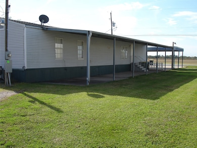 4209 Wells Dr unit 3, Pearland, TX 77584 - photo 3